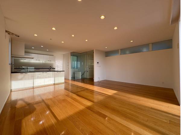 ゆったりとした日当たり良好なリビング