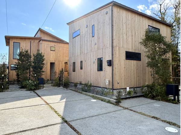 全３棟のうち今回のご紹介は奥側の棟