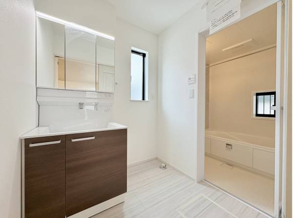 広く便利なサニタリースペース