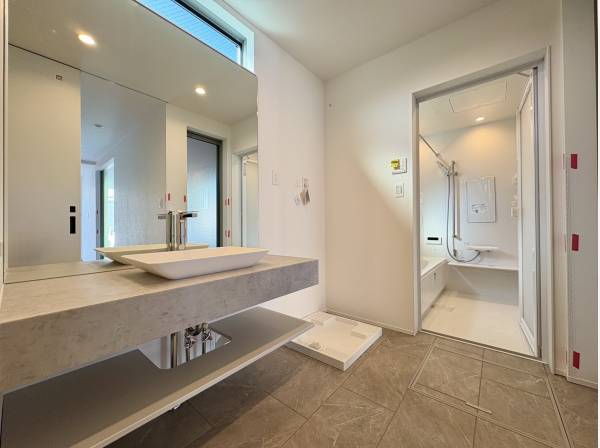 パウダールーム