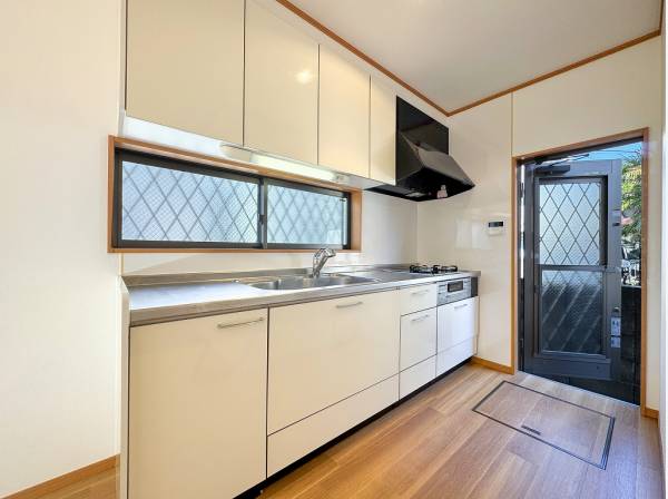 外へと繋がる動線が家事をそっとサポート