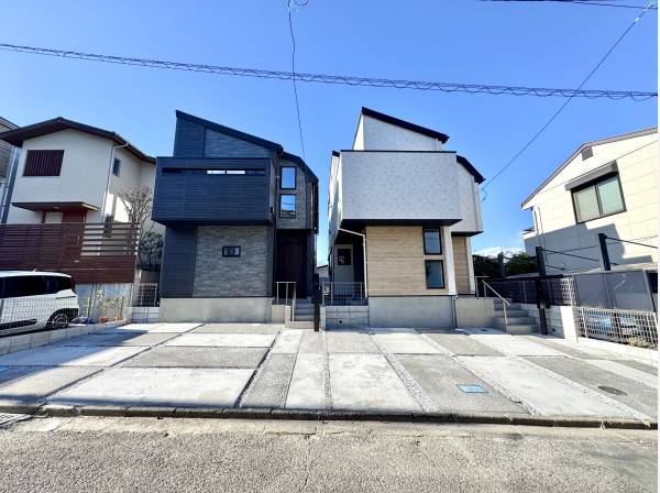 2色の異なる建物外観。あなたはどちらが好みですか？