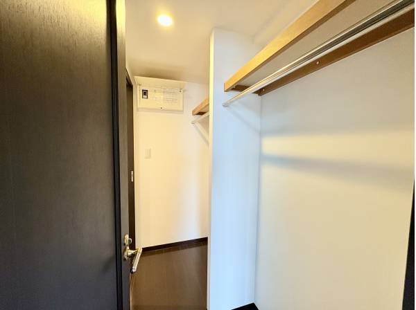 広くて便利なウォークインクローゼット