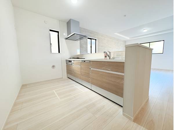 対面式のキッチンは会話を楽しみながら料理ができます