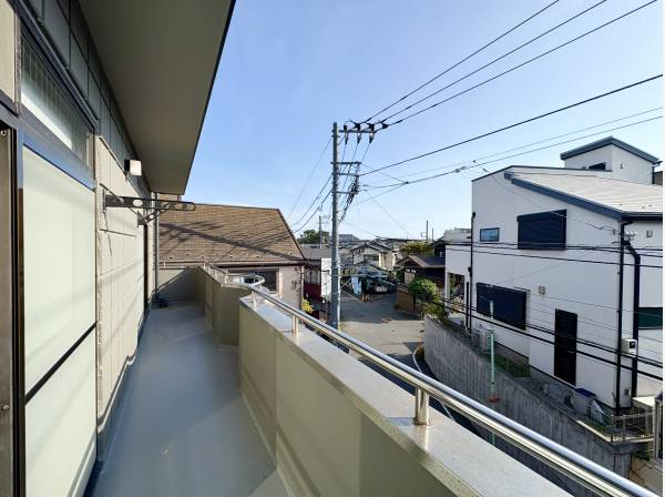 バルコニーはゆとりがございます