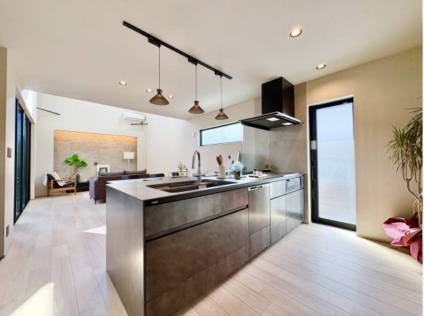 「私もお手伝いする！」子供の好奇心を引き出すオープンな空間のキッチン