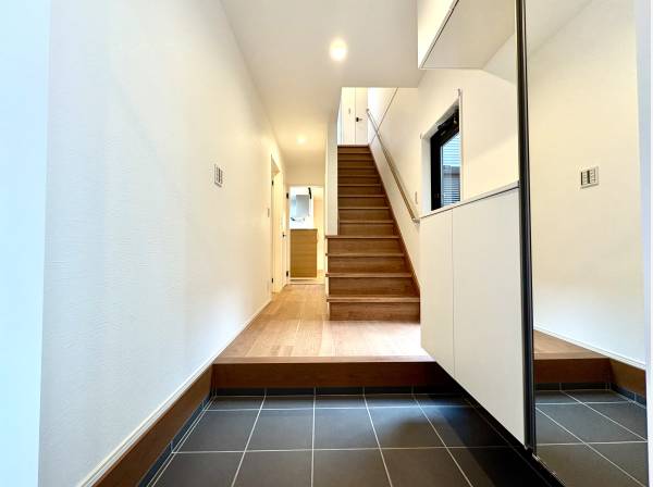 1階に水回りを集約し、家事動線も◎