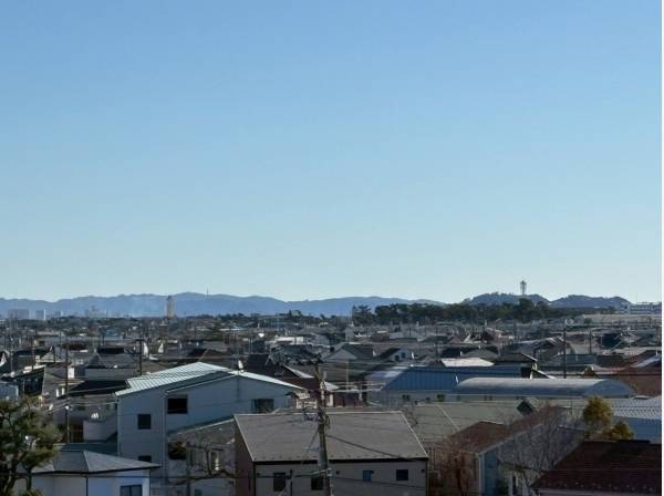 江の島を望む開放感のある眺望