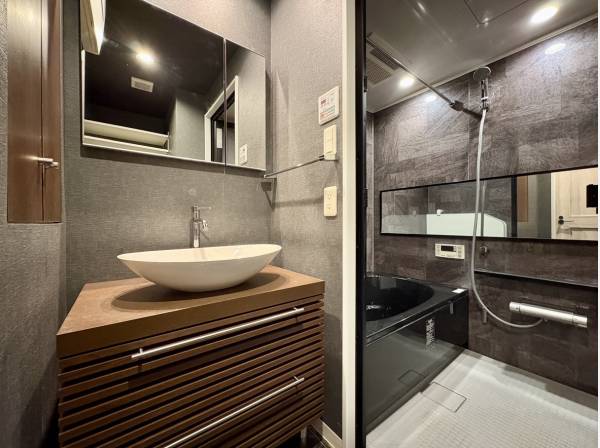 パウダールーム　バスルーム