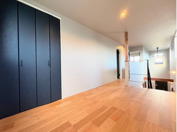 階段を昇るとフリースペース