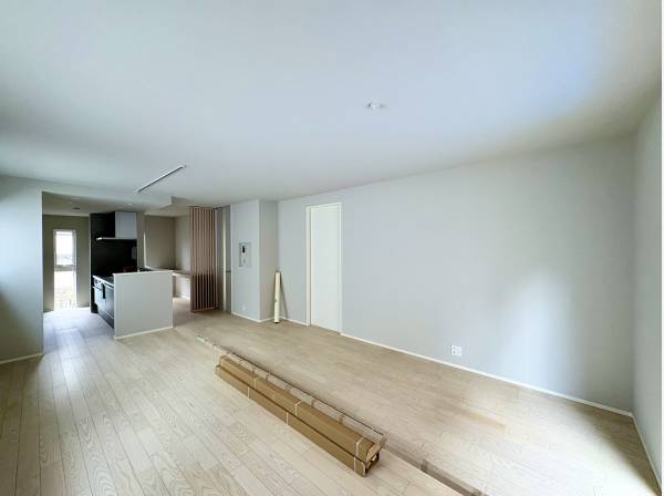 敷地面積が広いため住宅の感覚が広く、心地よい風が入り込みます！