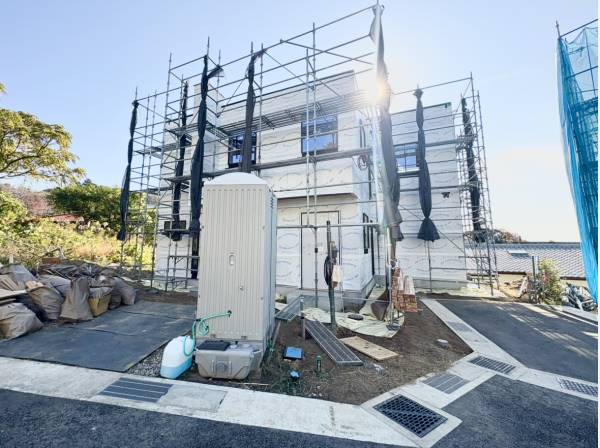 現在建築中ですが、現地ご案内や眺望の確認は可能です！
