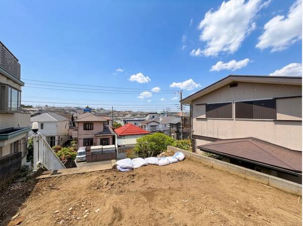 眺望に恵まれたやや高台のロケーション