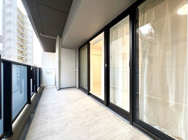 ワイドバルコニーです。