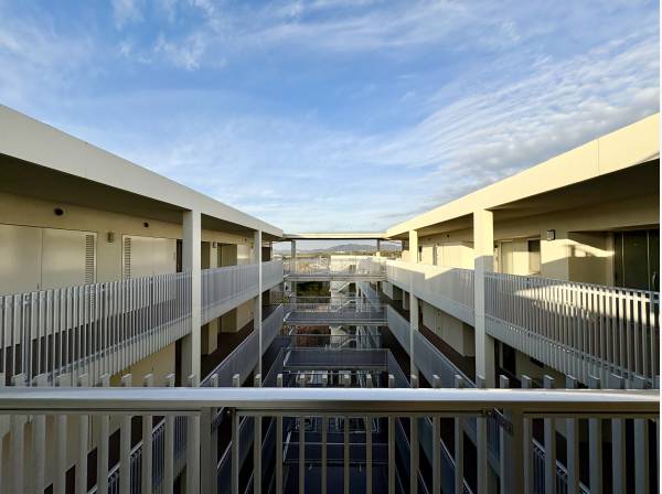 共有部ですら開放感ある住まい