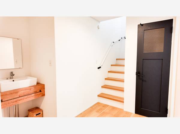 家族を迎える玄関ホール