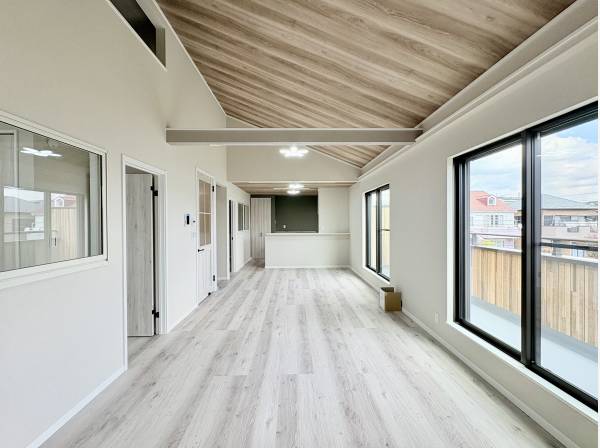 20帖の広々と使えるLDK