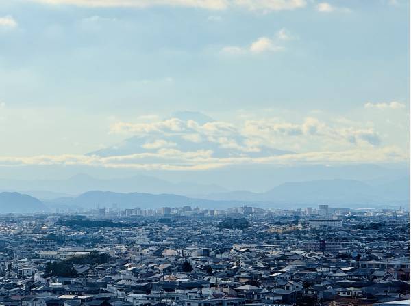 正面に富士山を望むロケーション