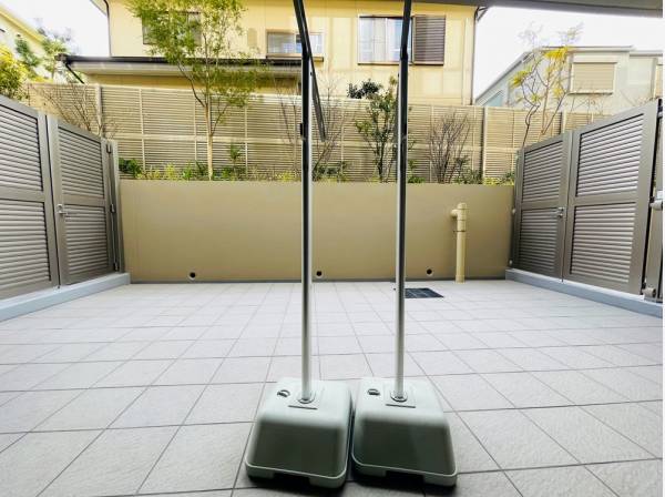１階のためプライベートテラス付き