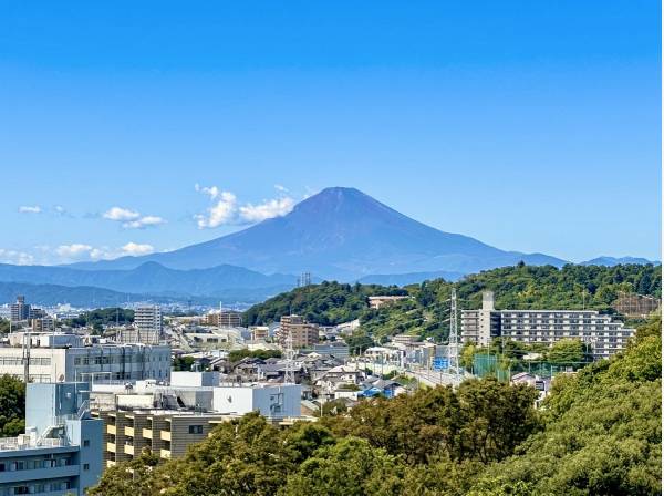 天気の良い日には富士山を望めます！