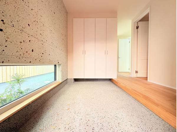 広々とした玄関ホール