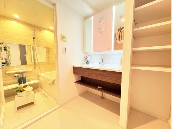 パウダールーム