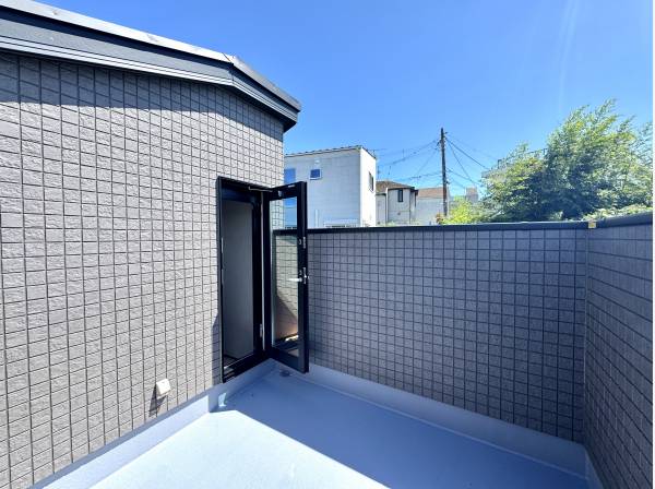 外からの視線が入らないプライベートバルコニー