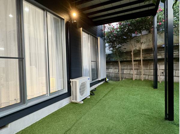 外の時間を楽しめるプライベートガーデン