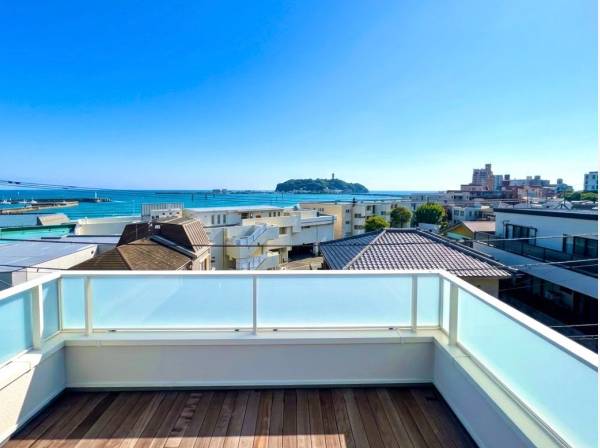 海岸まで100ｍの海辺の街