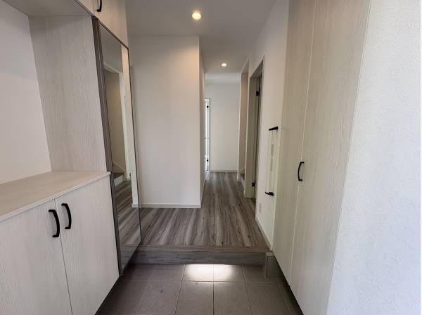 玄関も広くて収納力タップリ！