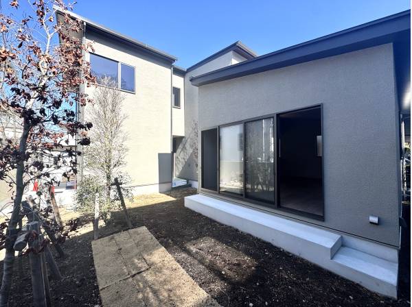 庭先で遊べるほど十分な広さ