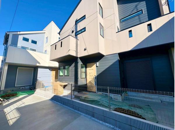 洗練モダンなファサードデザインの住まい