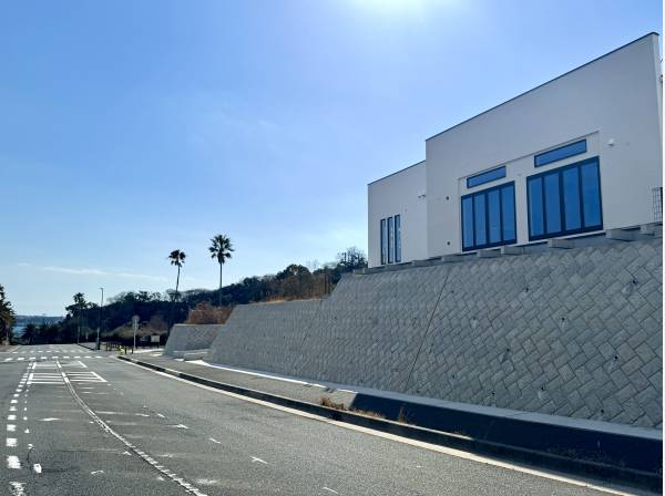 両面道路のため日当たりと風通し良好