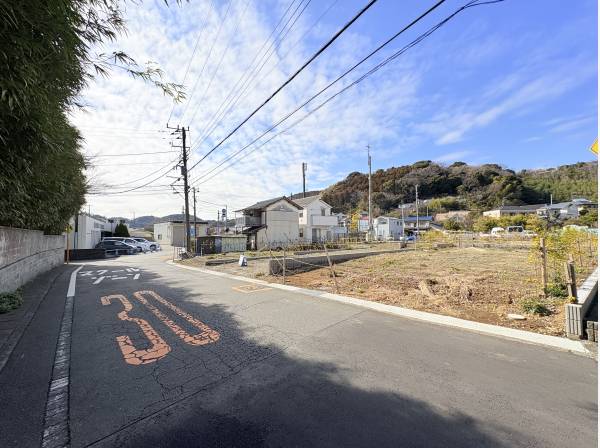 約6.1ｍ前面道路南向き