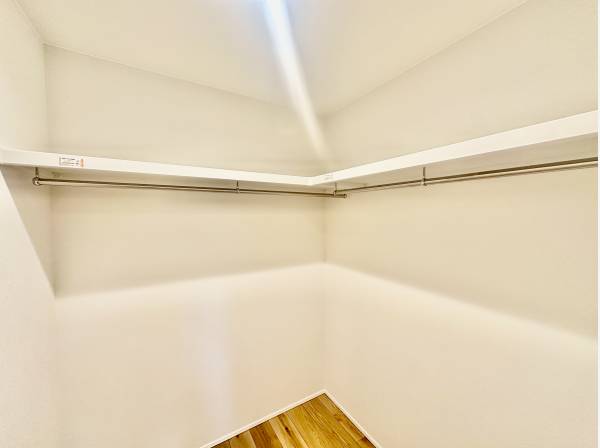 収納力も完備した戸建て