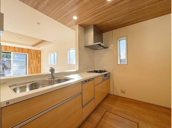 キッチンスペースもゆったり。