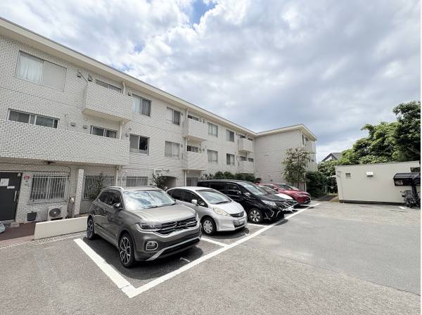 マンションの外観です。