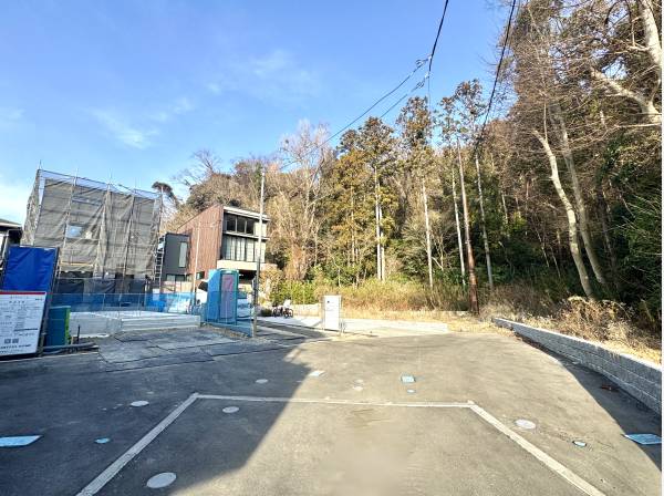 車の進入も安心です！