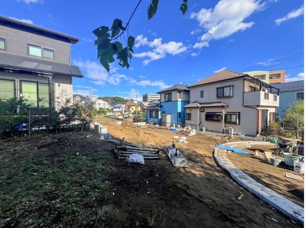 周りに高い建物もなく、空を気持ちよく望みます
