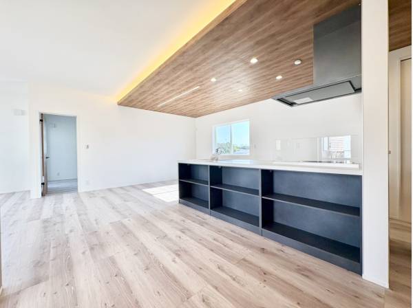 間接照明がお洒落な空間を演出します。