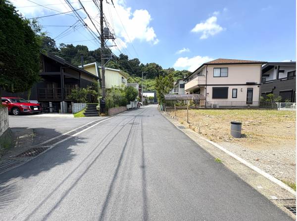前面道路の幅も広いです