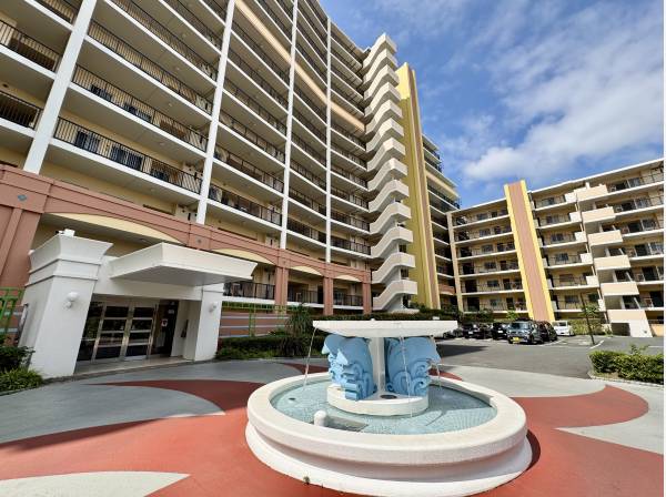 総戸数300戸の大規模リゾート風マンション