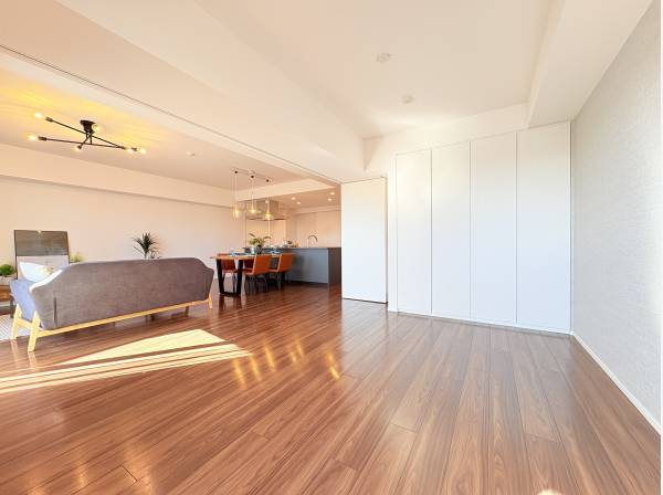 リビング横には７．０帖のベッドルーム