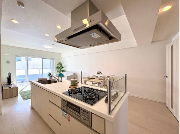 キッチンはアイランドキッチン