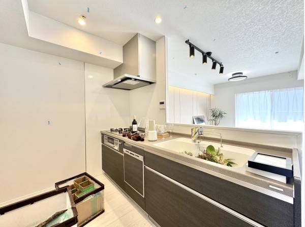 料理が楽しくなるキッチン。家族の会話が自然と増える場所。