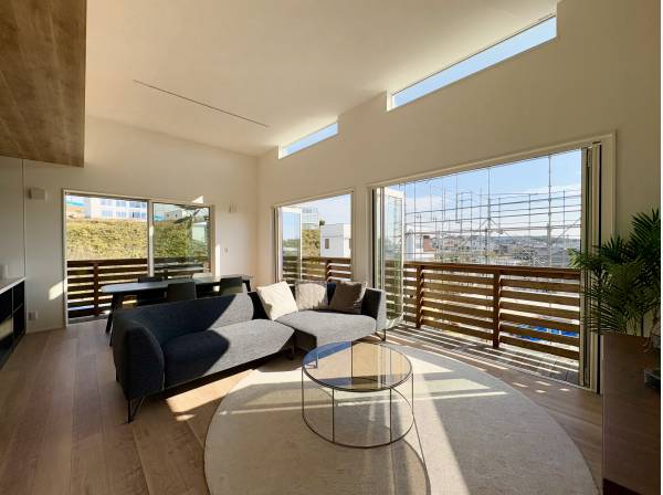 平屋住宅だからこそ、天井が高く日当たり良好です