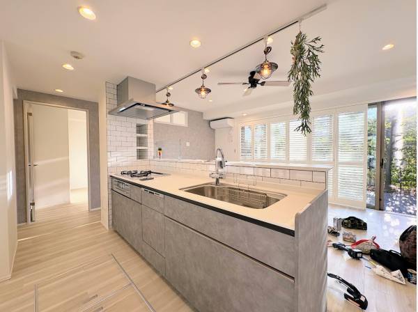 家族との会話が弾むオープンキッチン