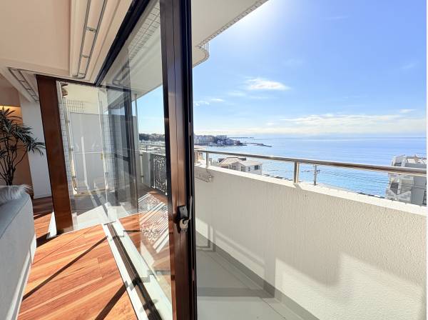 海を庭のように味わえるロケーション