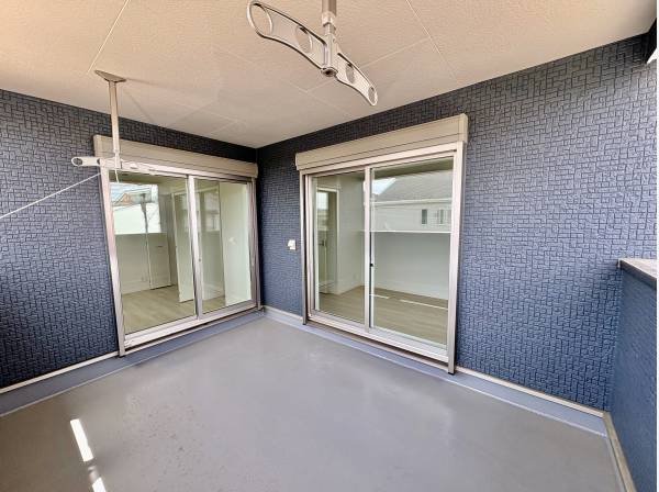 2部屋からバルコニーを利用できるので便利ですよ！