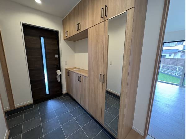 玄関スペースも広いですね！